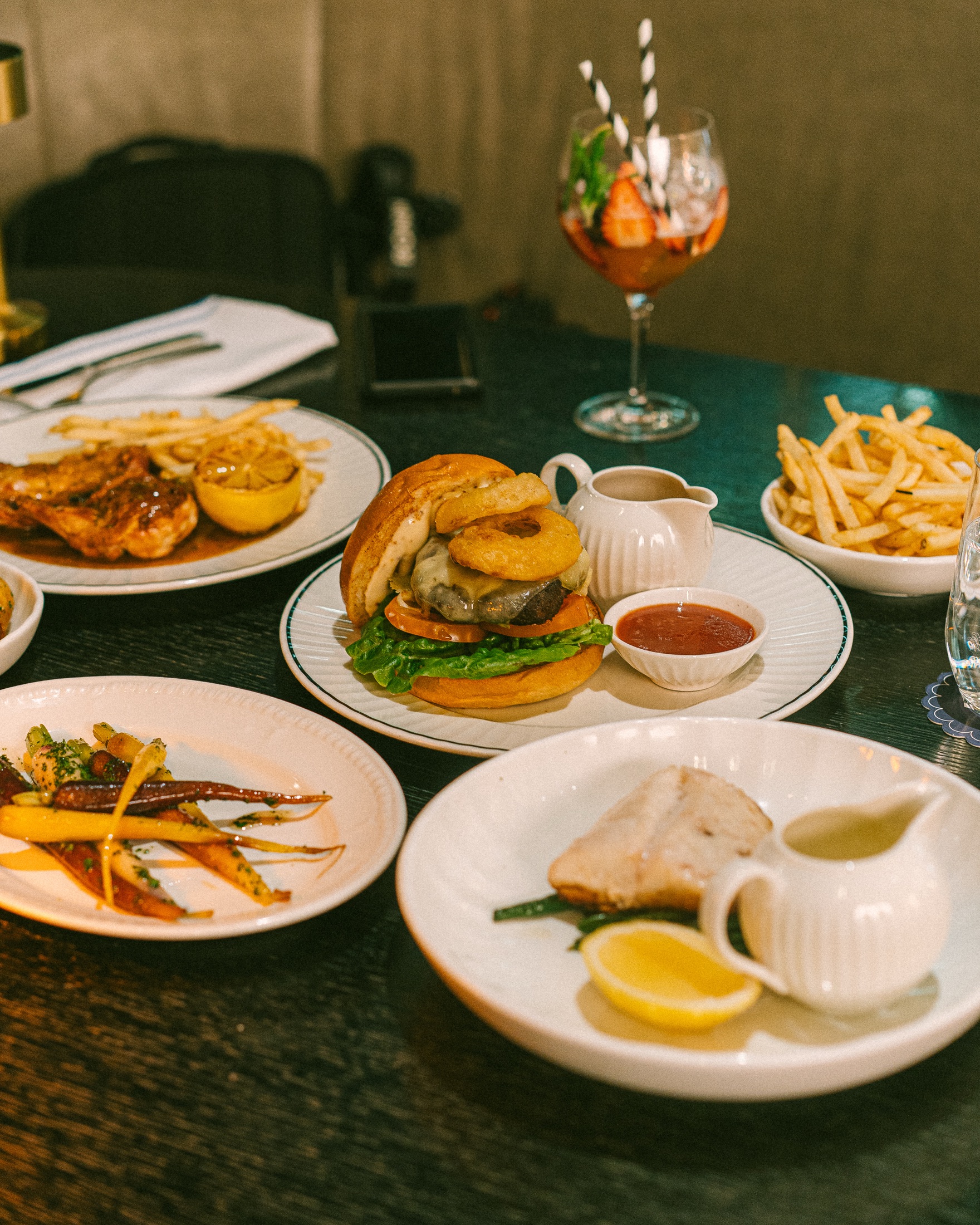 Crowne Plaza Melbourne dining